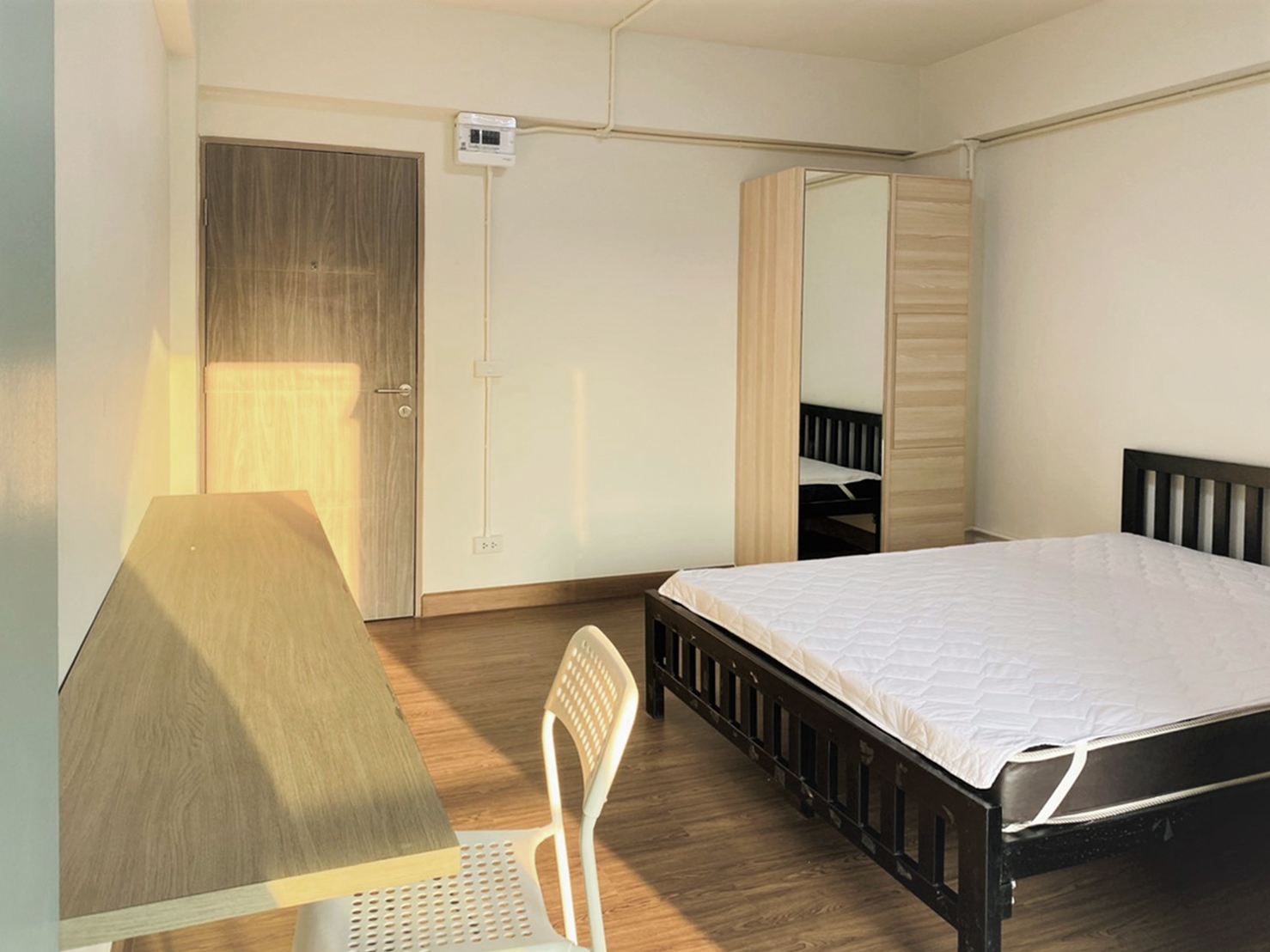 ห้องพัก หอพักพีรพัชร์ 1 พหล 55